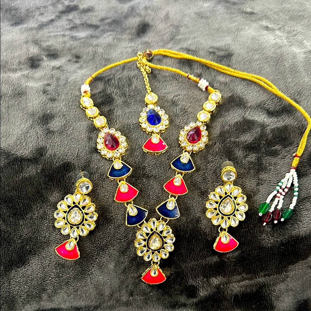 Indian Bollywood Gold Plated Wedding Multicolor Rhinestone Kundan Necklace Set